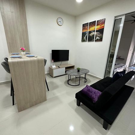 Sea View The Shore Luxury Newly Renovated Homestay Kota Kinabalu Exterior foto